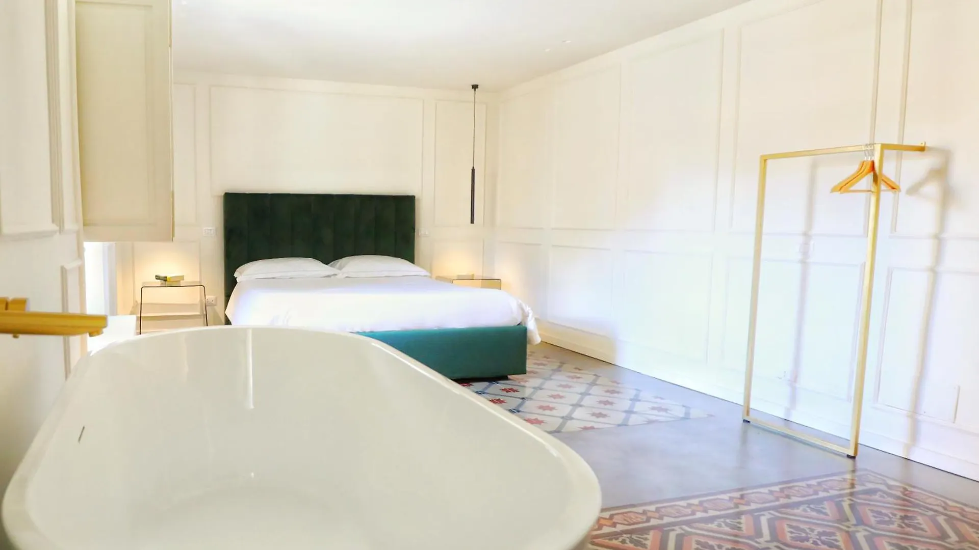 Teatro Suites Rooms Catania 2*,  Italy